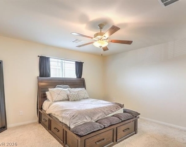 7431 Sunray Point Street - Photo Thumbnail 7