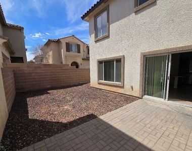 1035 Appaloosa Hills Avenue - Photo Thumbnail 29