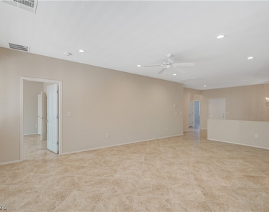 2499 Sirius Star Street - Photo Thumbnail 6