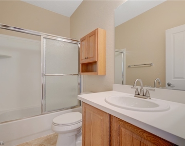 2499 Sirius Star Street - Photo Thumbnail 30