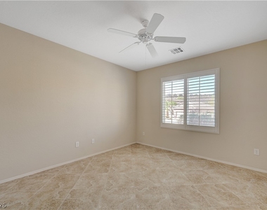 2499 Sirius Star Street - Photo Thumbnail 27