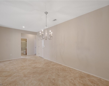 2499 Sirius Star Street - Photo Thumbnail 15