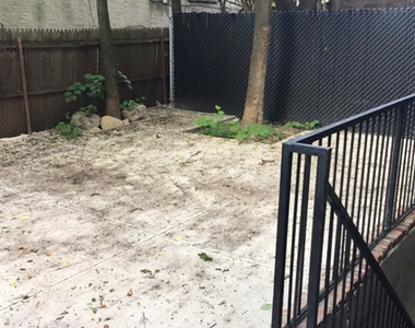 720 Knickerbocker Ave - Photo Thumbnail 6