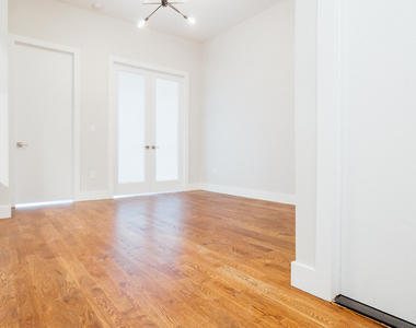 720 Knickerbocker Ave - Photo Thumbnail 13