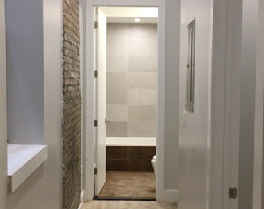 720 Knickerbocker Ave - Photo Thumbnail 5