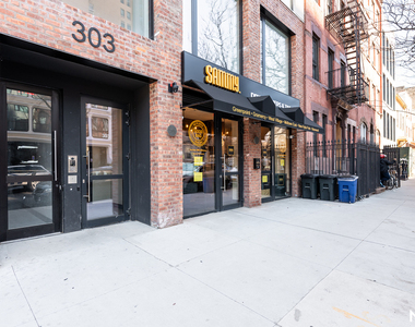 303 Wythe Ave Williamsburg - Photo Thumbnail 10