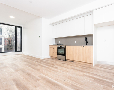 303 Wythe Ave Williamsburg - Photo Thumbnail 11