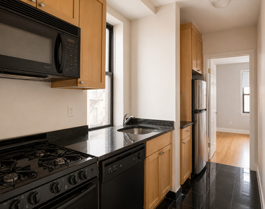 east 84th street - Photo Thumbnail 4