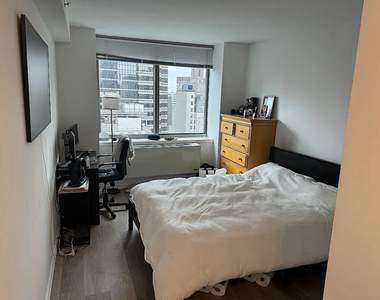19 Rector Street - Photo Thumbnail 4