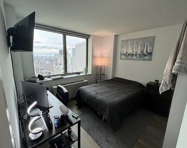 19 Rector Street - Photo Thumbnail 3