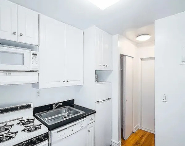 238 East 36th Street - Photo Thumbnail 1