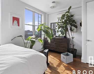 311 Woodbine St Bushwick - Photo Thumbnail 15