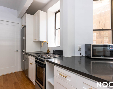 309 Washington Ave - Photo Thumbnail 4