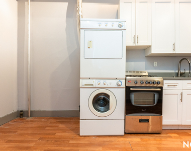 69 Cedar St  - Photo Thumbnail 5