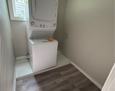 315 Furnace Street - Photo Thumbnail 4