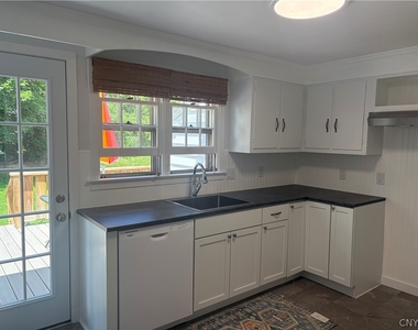 240 Ferncliff Avenue - Photo Thumbnail 1