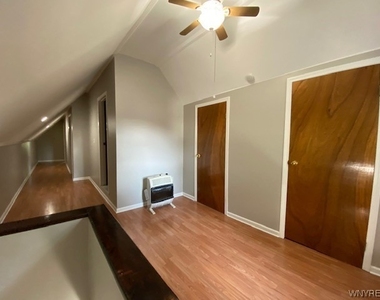 86 Edgewood Avenue - Photo Thumbnail 19