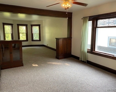 86 Edgewood Avenue - Photo Thumbnail 2