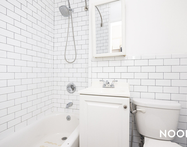 293 Wyckoff Ave - Photo Thumbnail 6