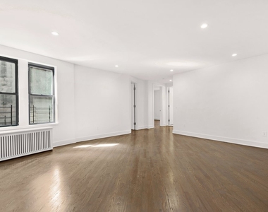 East 70th Street - Photo Thumbnail 2