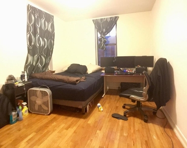 10 Adrian Avenue - Photo Thumbnail 2