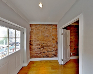 Avenue B - Photo Thumbnail 8