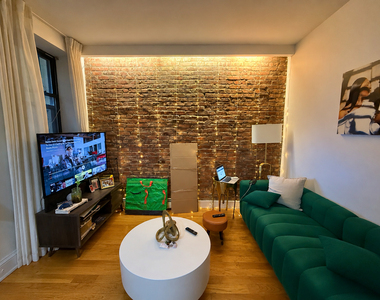 254 Schenectady Avenue - Photo Thumbnail 4