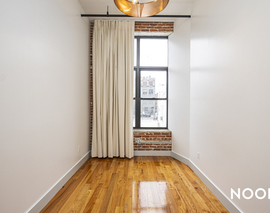 255 McKibbin St  - Photo Thumbnail 7