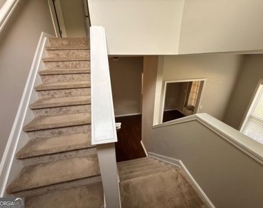 5706 Amberside Lane - Photo Thumbnail 42