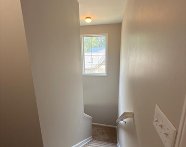 5706 Amberside Lane - Photo Thumbnail 46