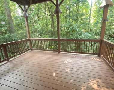 5706 Amberside Lane - Photo Thumbnail 38