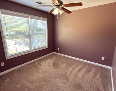 5706 Amberside Lane - Photo Thumbnail 52