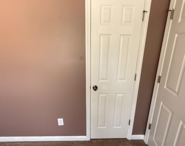 5706 Amberside Lane - Photo Thumbnail 53
