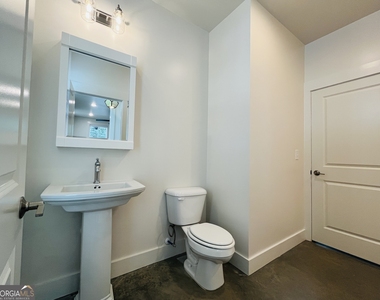 705 Jefferson Street - Photo Thumbnail 17