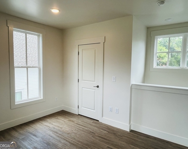 705 Jefferson Street - Photo Thumbnail 22