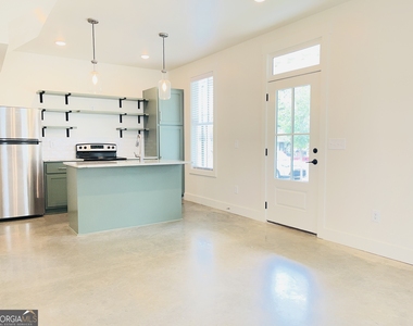705 Jefferson Street - Photo Thumbnail 3