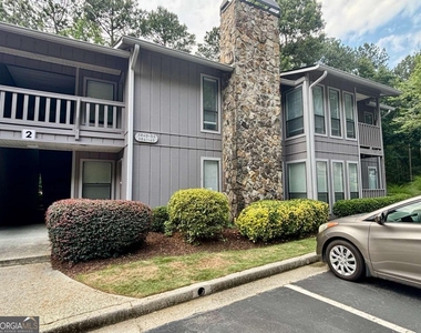 3841 Woodridge Way - Photo Thumbnail 1