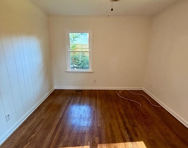 99 Norwood Avenue Ne - Photo Thumbnail 16