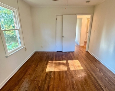 99 Norwood Avenue Ne - Photo Thumbnail 17