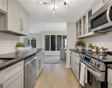 9 Ivy Gates Ne - Photo Thumbnail 13