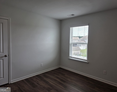 114 Troupe Drive - Photo Thumbnail 19