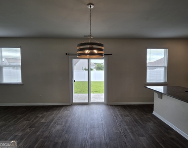 114 Troupe Drive - Photo Thumbnail 7
