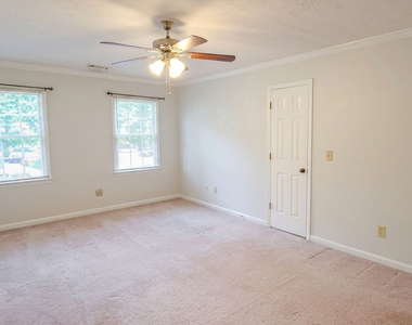 4910 Gold Mine Drive - Photo Thumbnail 7