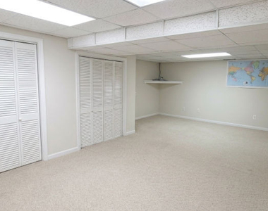 4910 Gold Mine Drive - Photo Thumbnail 15