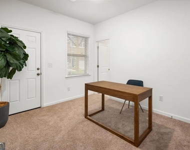 1515 Brantin Drive - Photo Thumbnail 16