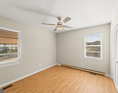 4421 Jacobs Drive - Photo Thumbnail 9