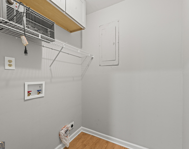 4421 Jacobs Drive - Photo Thumbnail 12