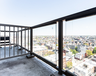 321 Wythe Ave - Photo Thumbnail 1
