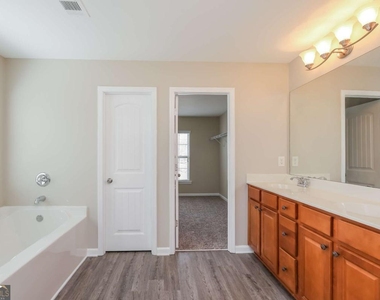 4121 Village Preserv Way - Photo Thumbnail 12