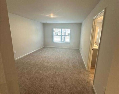 23 Berryville Drive - Photo Thumbnail 7